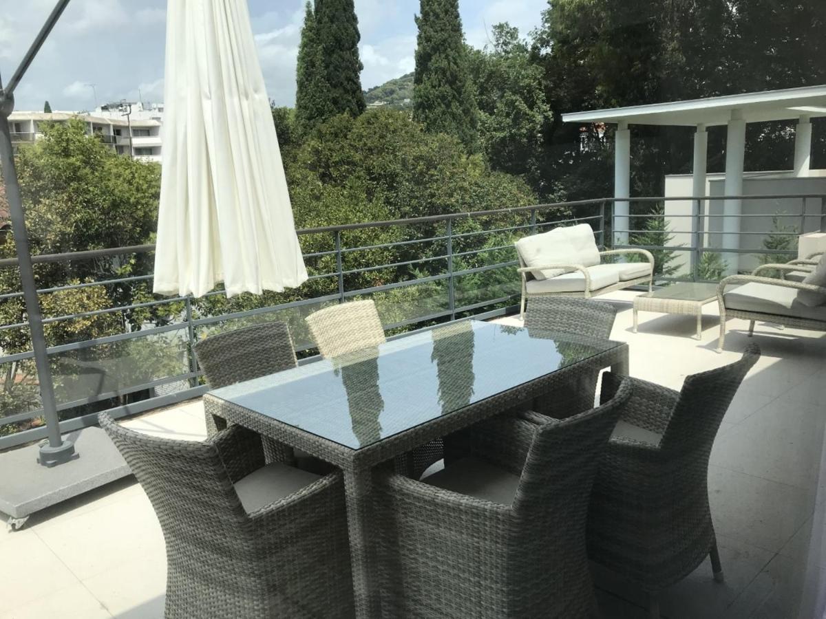 Appartement Montfleury, 2 Terrasses, 2 Chambres , 2 Sdb , Pkg Prive Piscine, 15 Min Walk To Croisette Beach And Palais Des Festivals Cannes Exterior photo